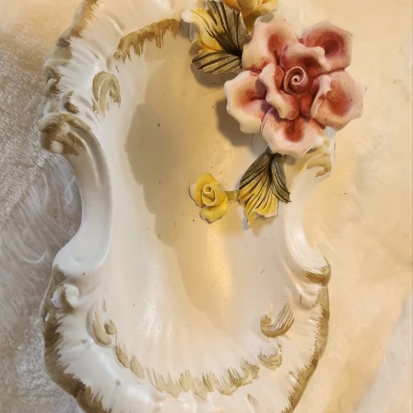 Germany Vintage porcelain 3D floral dish - Picture 7 of 12
